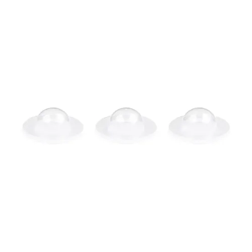 Click and Grow Domes 3-pack: kolme läpikuultavaa puolipallonmuotoista kupolia, joissa on tasainen reuna, rivissä valkoista taustaa vasten.
